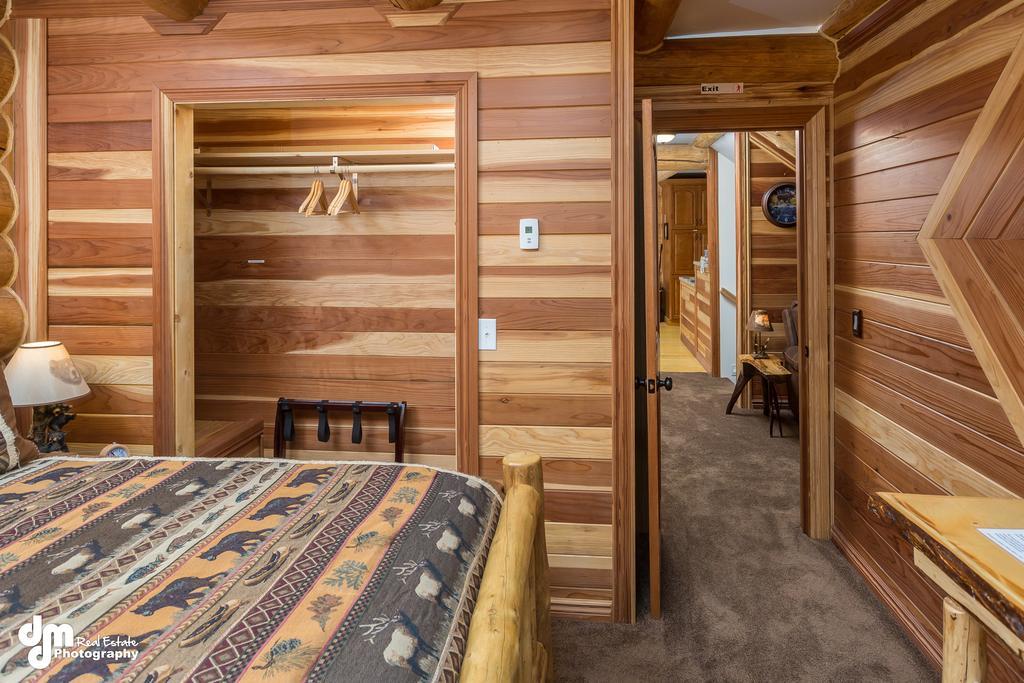 Alaska Knotty Pine B&B Палмър Екстериор снимка