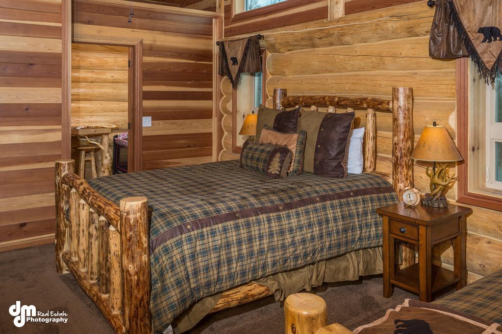 Alaska Knotty Pine B&B Палмър Екстериор снимка